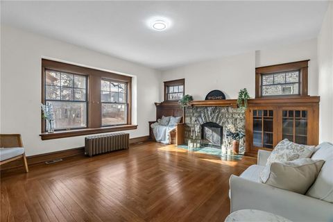 Tiny photo for 316 E Doniphan Street, Liberty, MO 64068 (MLS # 2615938)