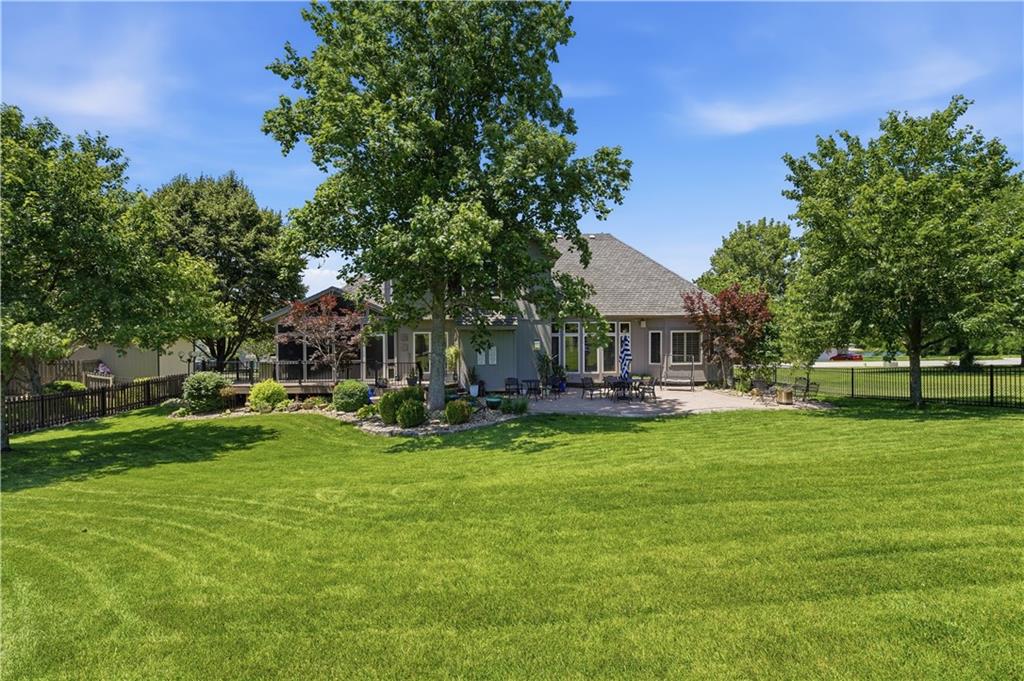 579 N Winnebago Drive