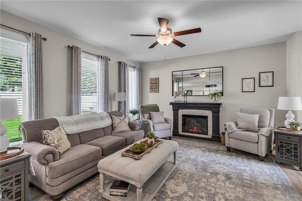 114 N Carriage Meadows Trail