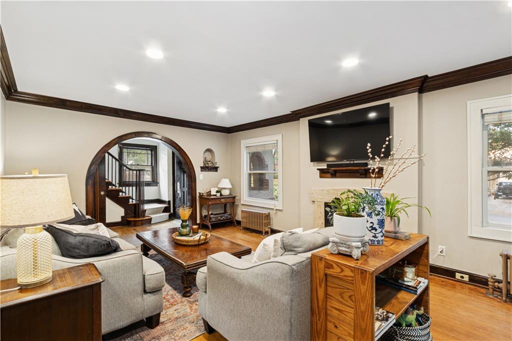 701 W Gregory Boulevard