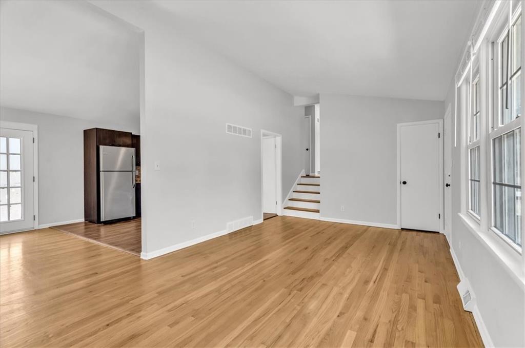 1309 Lake Road