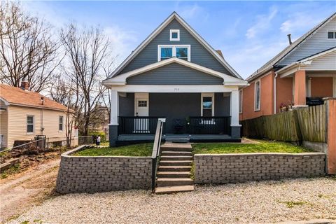 Photo of 753 Simpson Avenue, Kansas City, KS 66101 (MLS # 2611803)