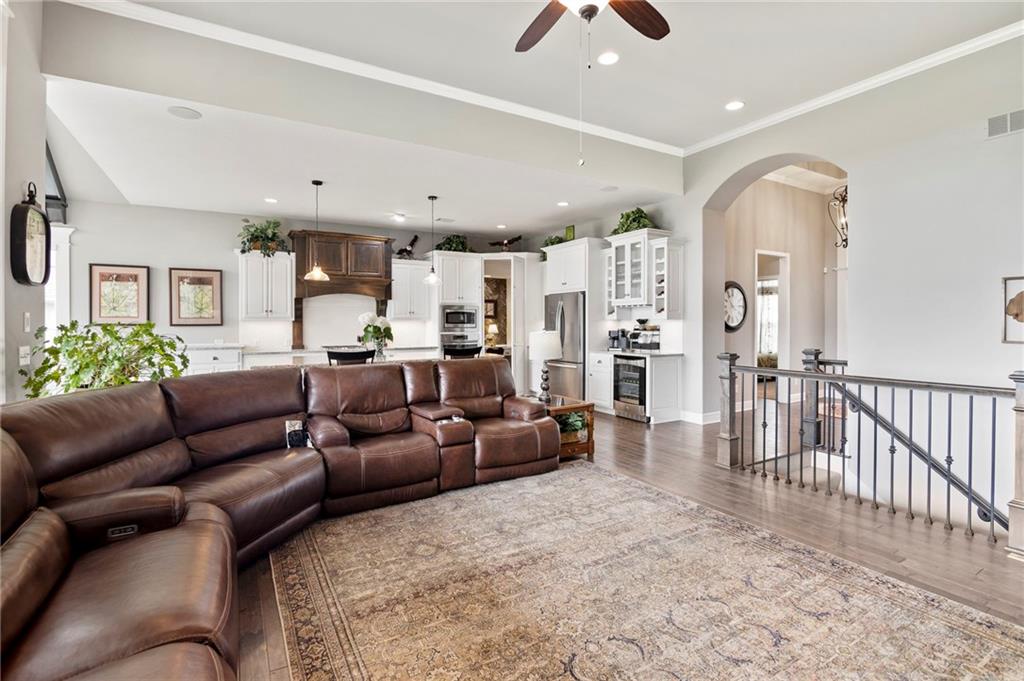 6840 BELMONT Drive