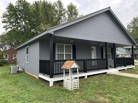 Photo of 205 S Bissell Street, Orrick, MO 64077 (MLS # 2581821)