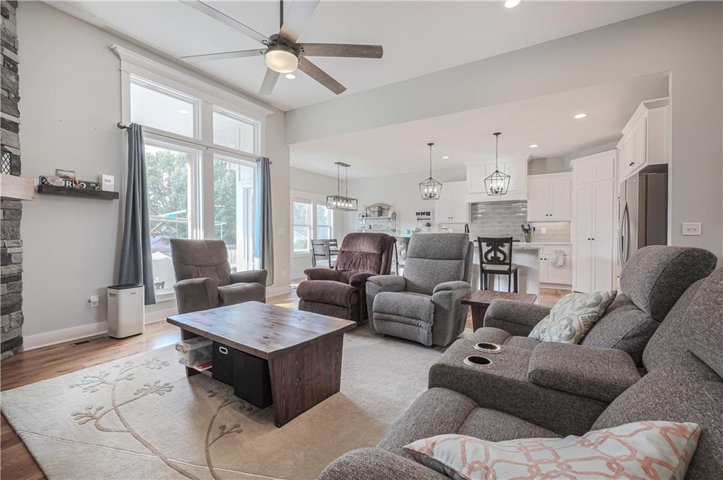 21831 W 177th Terrace