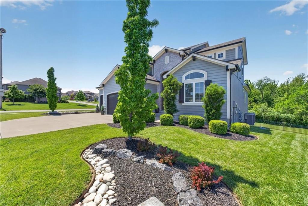1016 Bridgeshire Drive