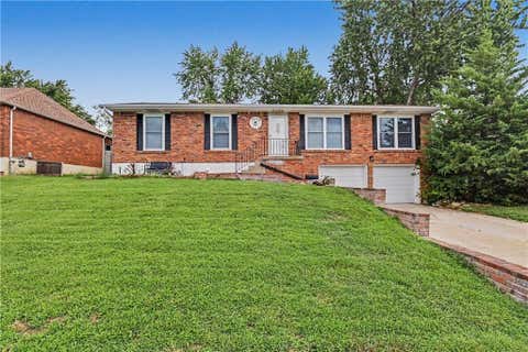 Photo of 16114 E 41st Street, Independence, MO 64055 (MLS # 2637707)