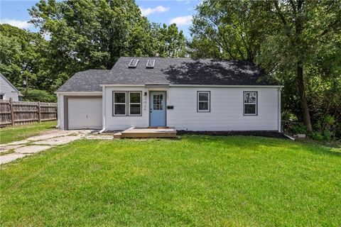 3029 S 9th Place, Kansas City, KS 66103 - MLS#: 2595639