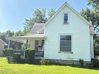 Photo of 909 W 10th Street, Sedalia, MO 65301 (MLS # 2629538)