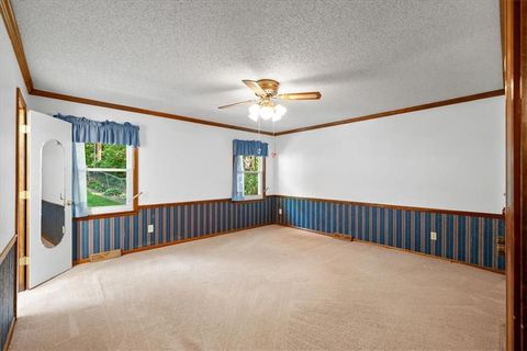 Tiny photo for 725 Laurel Avenue, Liberty, MO 64068 (MLS # 2620286)