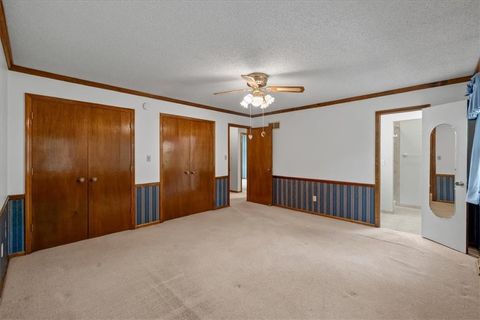 Tiny photo for 725 Laurel Avenue, Liberty, MO 64068 (MLS # 2620286)