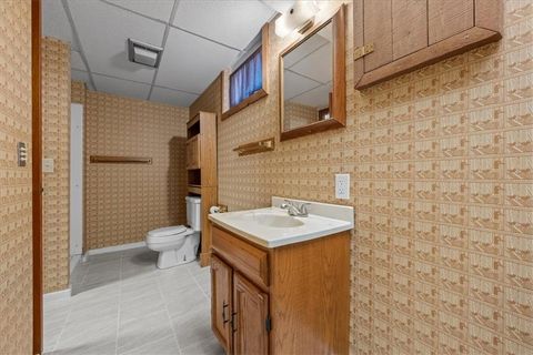 Tiny photo for 725 Laurel Avenue, Liberty, MO 64068 (MLS # 2620286)