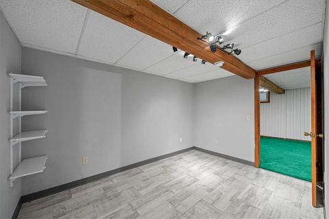 Tiny photo for 725 Laurel Avenue, Liberty, MO 64068 (MLS # 2620286)