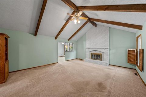 Tiny photo for 725 Laurel Avenue, Liberty, MO 64068 (MLS # 2620286)