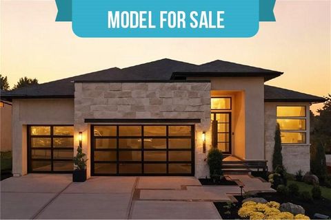 Photo of 3256 W 133rd Terrace, Leawood, KS 66209 (MLS # 2586524)