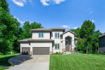 9914 Woodstock Street Lenexa KS 66220