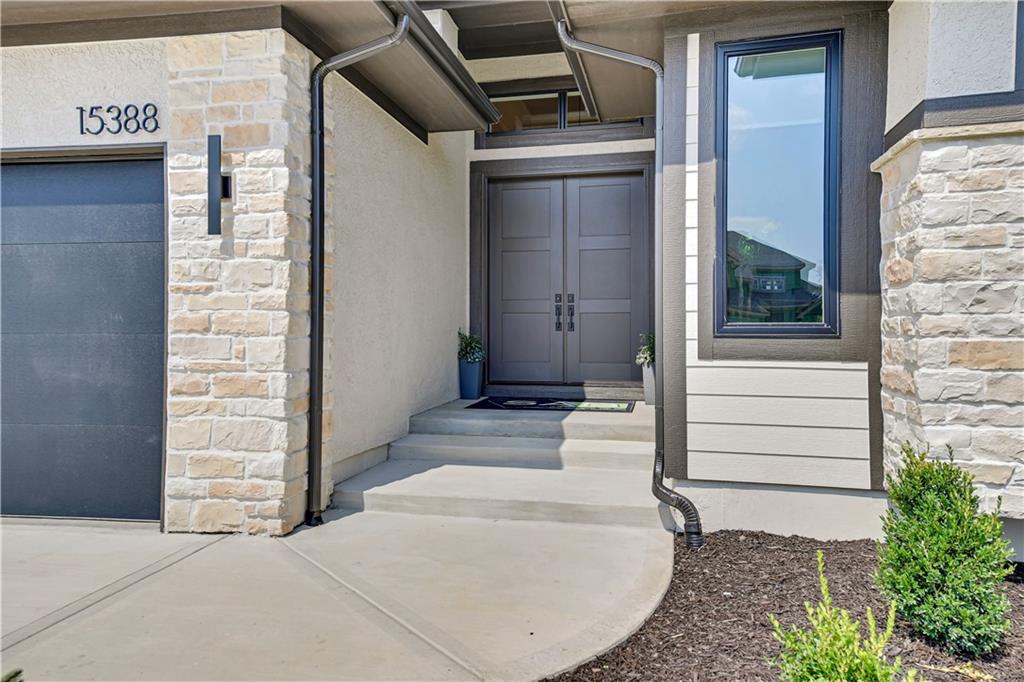 15388 W 161st Terrace