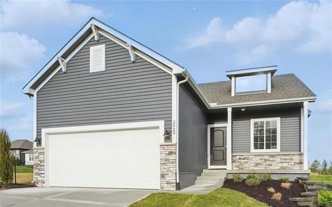 27016 E Dogwood Lane, Lee\'s Summit, MO 64086 - MLS#: 2564701