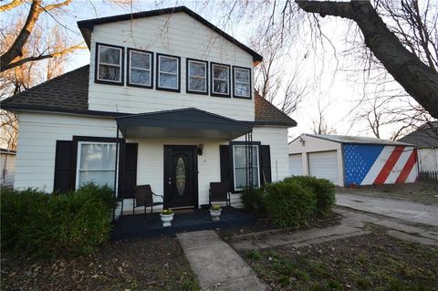 201 Mill Street, Osawatomie, KS 66064 - MLS#: 2537765