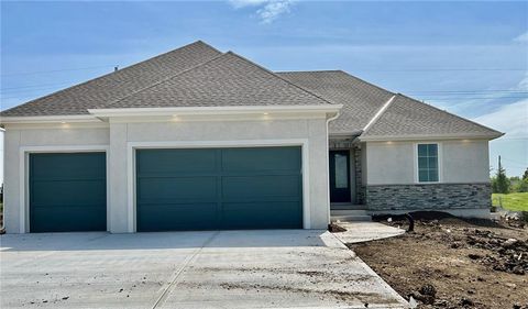 10303 W 151 Terrace Overland Park KS 66221