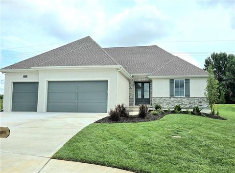 10303 W 151 Terrace Overland Park KS 66221