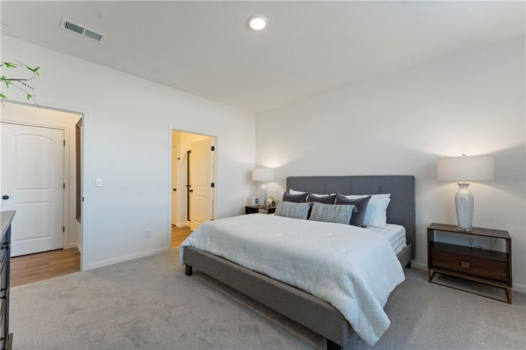 27101 E Oak View Drive