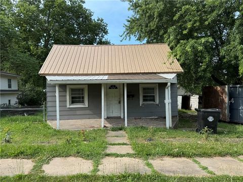 802 Pine Street, Pleasant Hill, MO 64080 - MLS#: 2558811