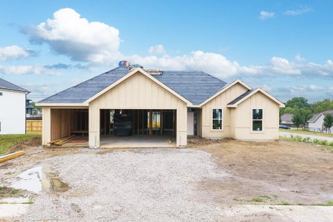 2706 Stone Creek Avenue, Tonganoxie, KS 66086 - MLS#: 2641413