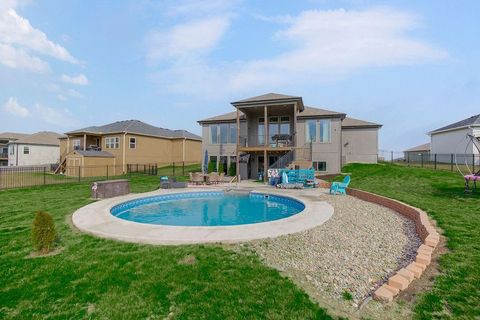 807 W Solomon Drive, Lone Jack, MO 64086 - #: 2609044