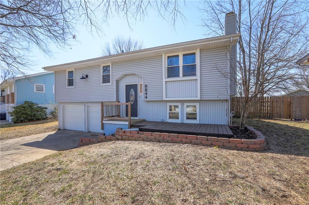 9844 N Cherry Street