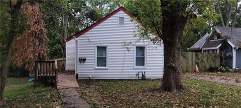 1514 N Spring Street Independence MO 64050