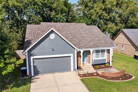 Photo of 2008 E 59th Terrace, Kansas City, MO 64130 (MLS # 2643533)