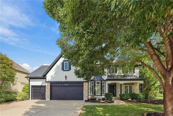 22218 W 57TH ST, SHAWNEE, KS 66226 - Image ad6d983e64bcf148a98e8c27bb2f3e7e/3936335734