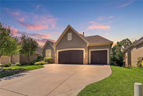 Photo of 16548 S Marais Drive, Olathe, KS 66062 (MLS # 2636846)