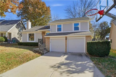 12021 S Hagan Street, Olathe, KS 66062 - #: 2584404