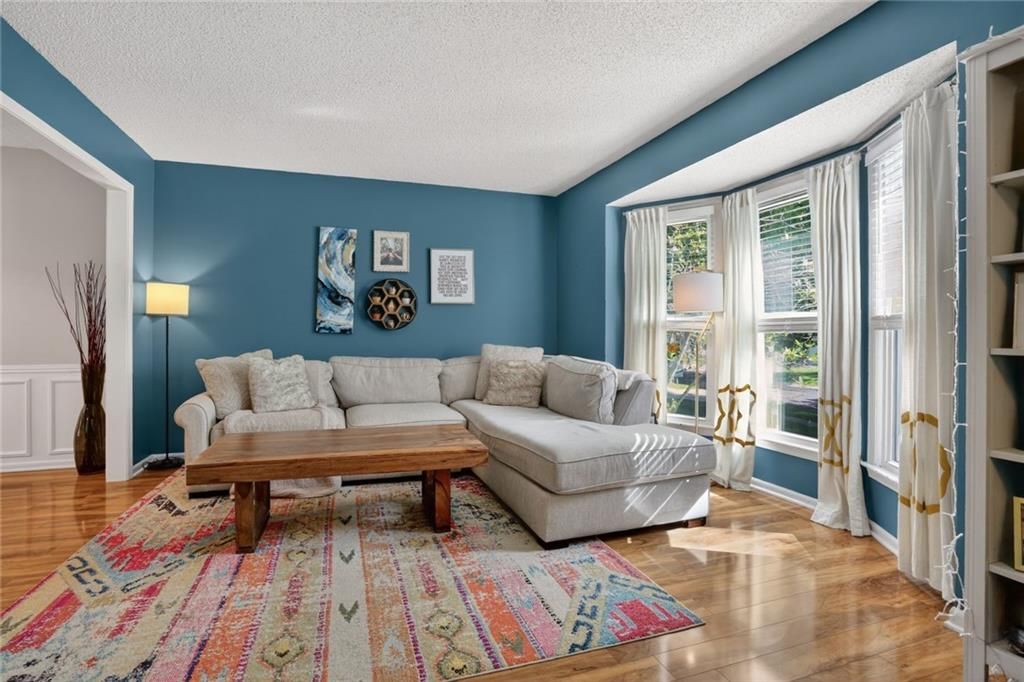Photo of 15270 Conser Street, Overland Park, KS 66223 (MLS # 2618658)