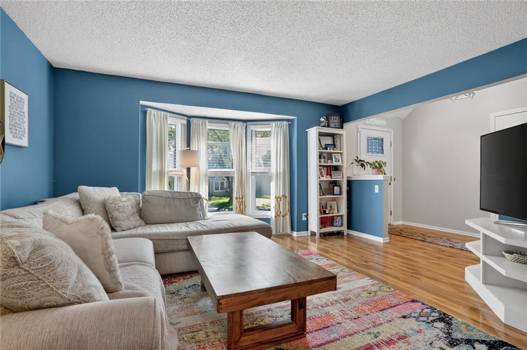 Photo of 15270 Conser Street, Overland Park, KS 66223 (MLS # 2618658)