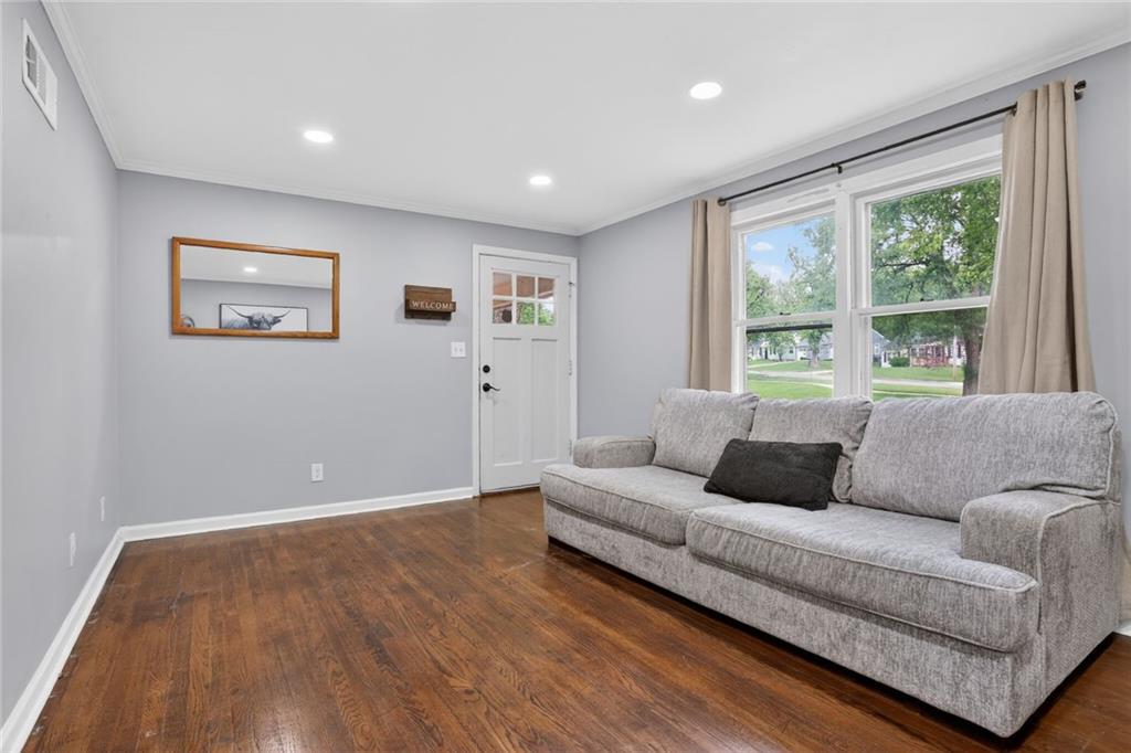 7914 W 60th Street