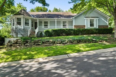 3000 Cedar Crest Drive, Independence, MO 64057 - MLS#: 2550793