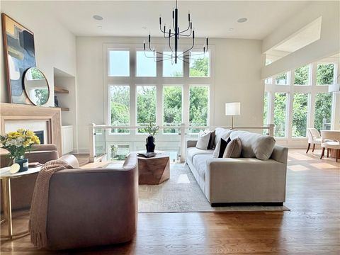 Photo of 15617 Pawnee Street, Overland Park, KS 66224 (MLS # 2625450)