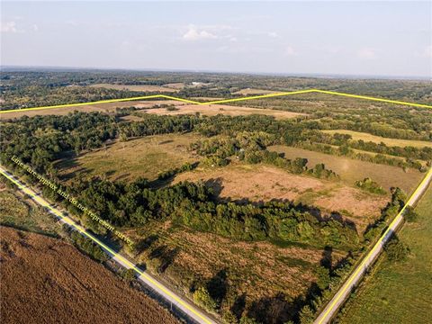 10577 Paine Road Mound City KS 66056