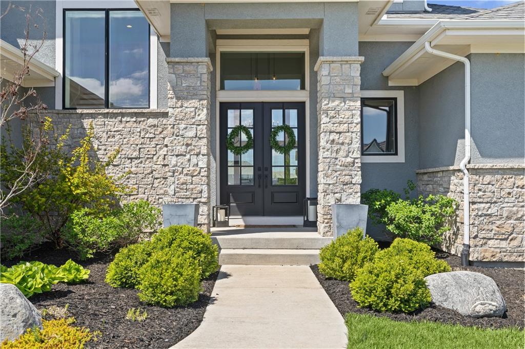 10710 W 173rd Terrace