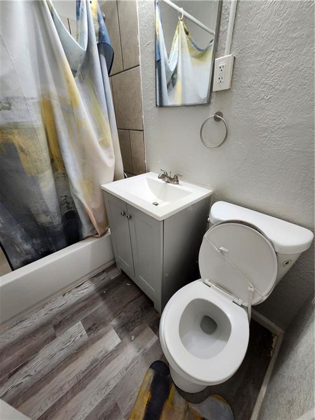 Photo of 2129 E 77TH Terrace, Kansas City, MO 64132 (MLS # 2592167)