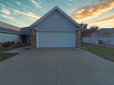 1106 E Chestnut Court Unit A, Savannah, MO 64485 - #: 2581237