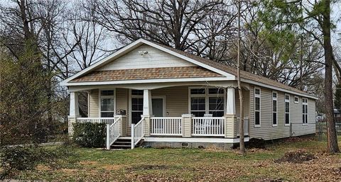 1011 E 9th Street, Pittsburg, KS 66762 - MLS#: 2606301