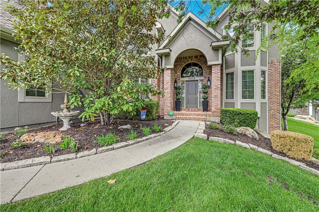 19212 W 64th Terrace