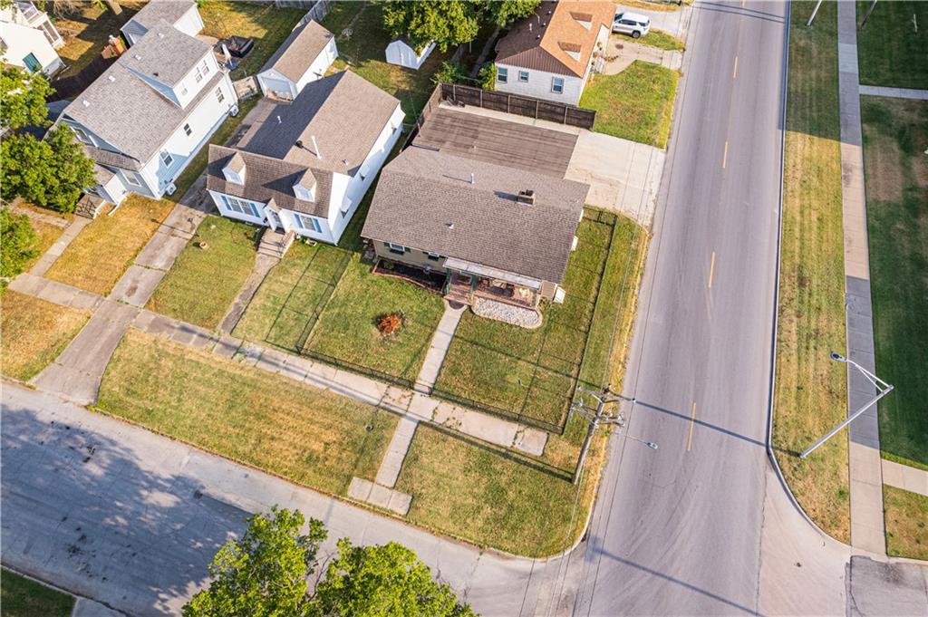 1323 W 3rd Street