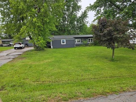 107 Elizabeth Street, Effingham, KS 66023 - #: 2619777