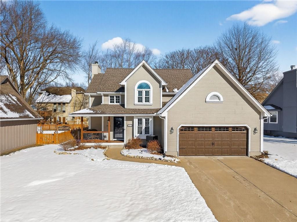 Photo of 708 Plum Rose Drive, Liberty, MO 64068 (MLS # 2596185)