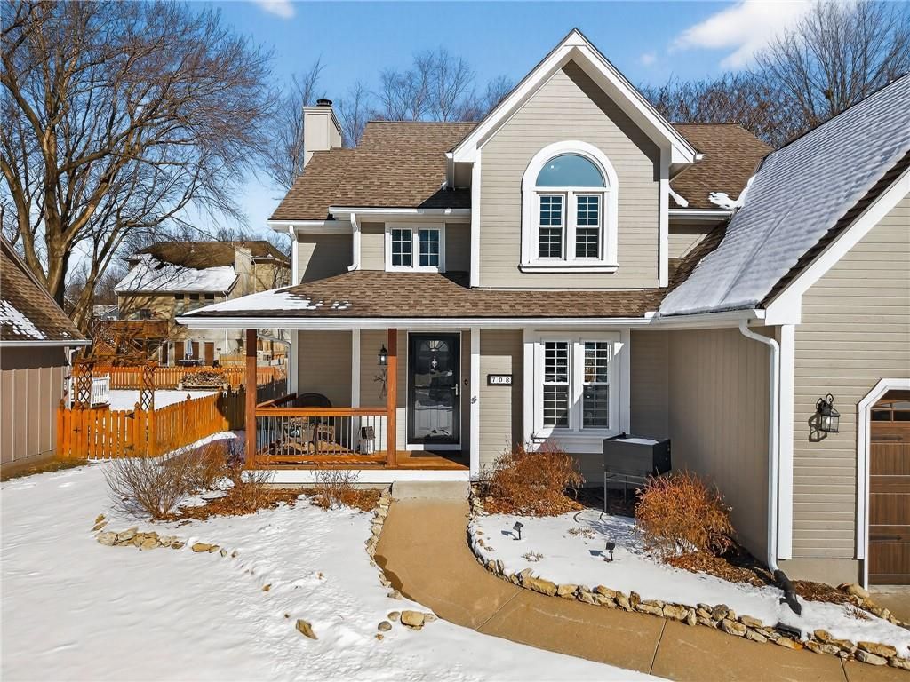 Photo of 708 Plum Rose Drive, Liberty, MO 64068 (MLS # 2596185)